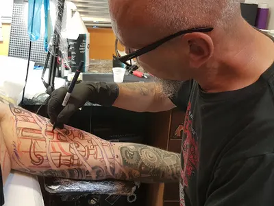 Alien Tattoo